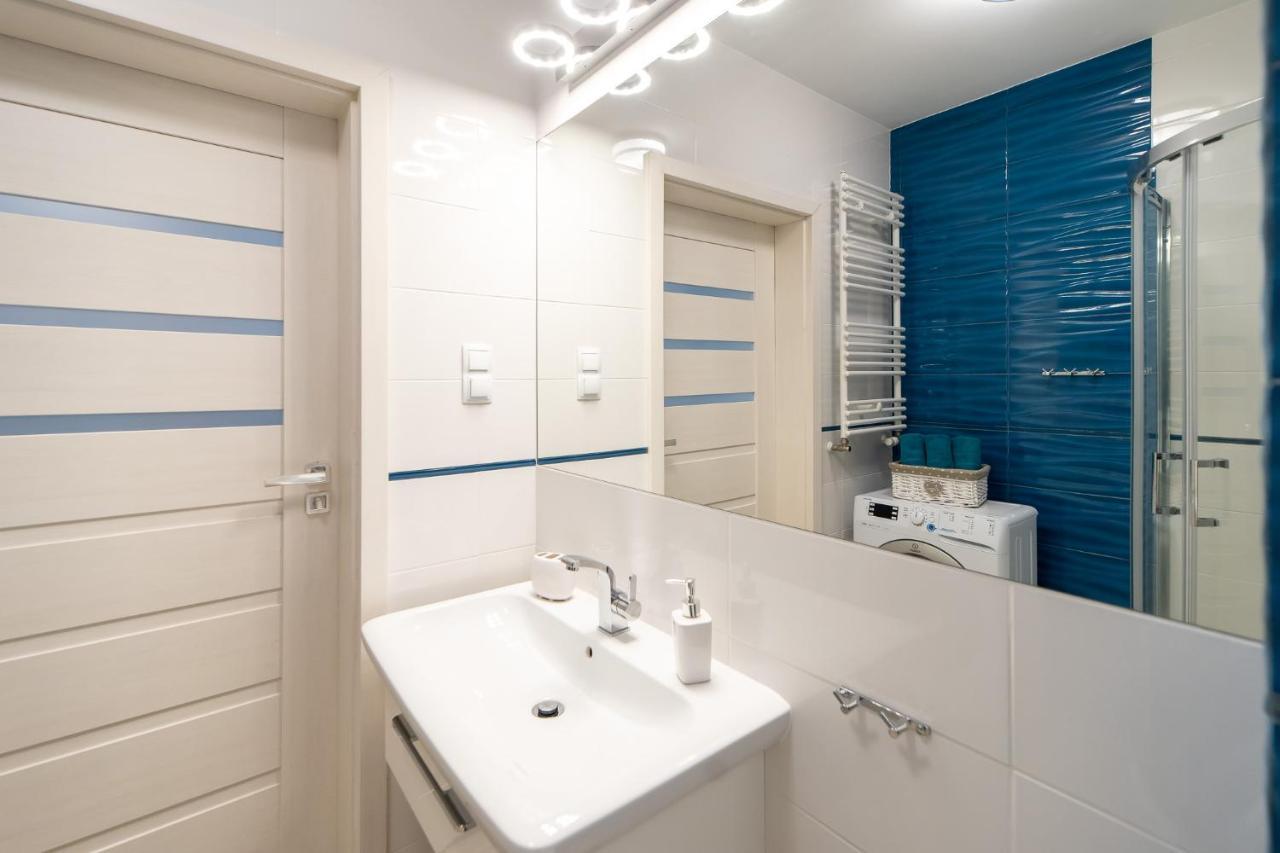 Apartament Niebieski Kolobrzeg Bagian luar foto